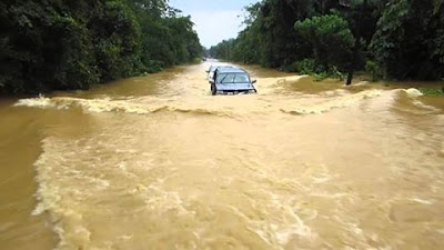 Tips Memandu Dalam Banjir