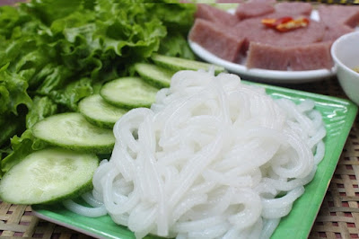 cac buoc lam bun tu gao sach