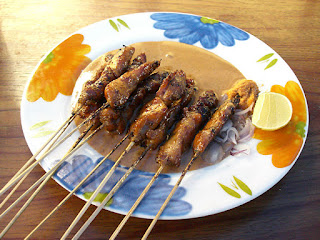 Makananan Khas Indonesia Sate