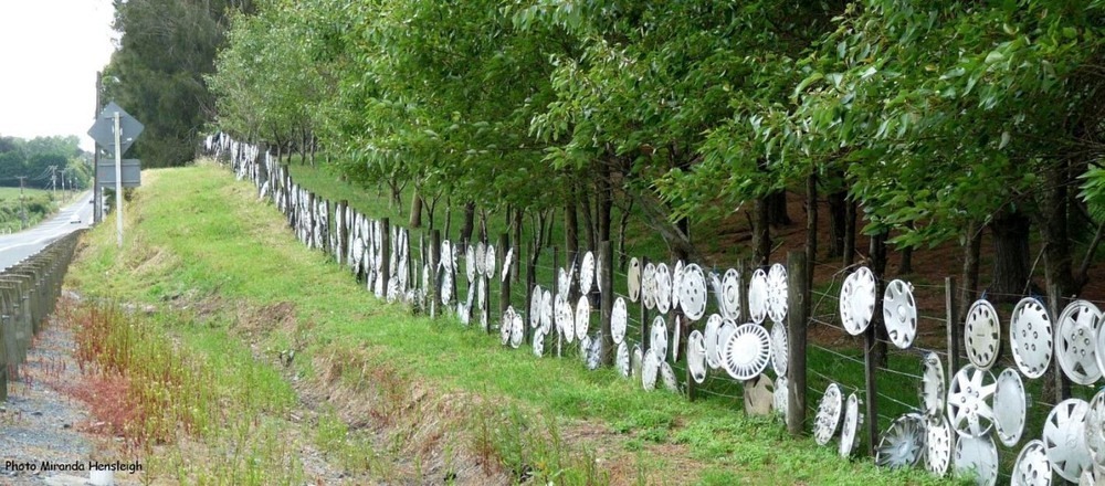 hubcap-fence-2