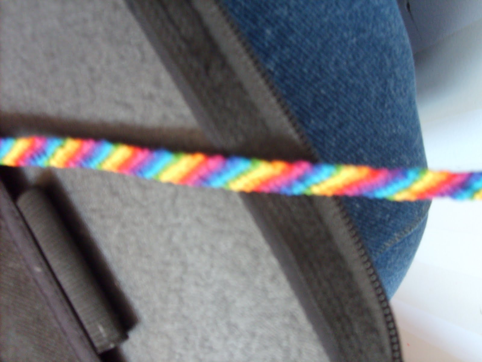 Beginner Tutorial How To Make The Candy Stripe Bracelet Friendship Bracelets Net