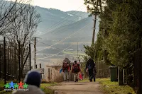 Górska pętla prowadząca na Magurkę Wilkowicką to urozmaicona i nieforsowna trasa dla rodziny z przyjemnymi widokami na Beskidy: Niski, Śląski, Żywiecki