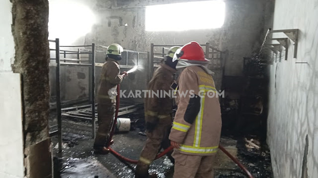 Asrama Santri Pondok Pesantren Insan Pratama 2 Hangus Terbakar
