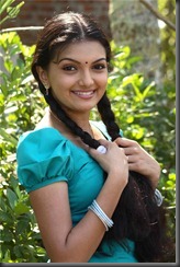 saranya_mohan_pic