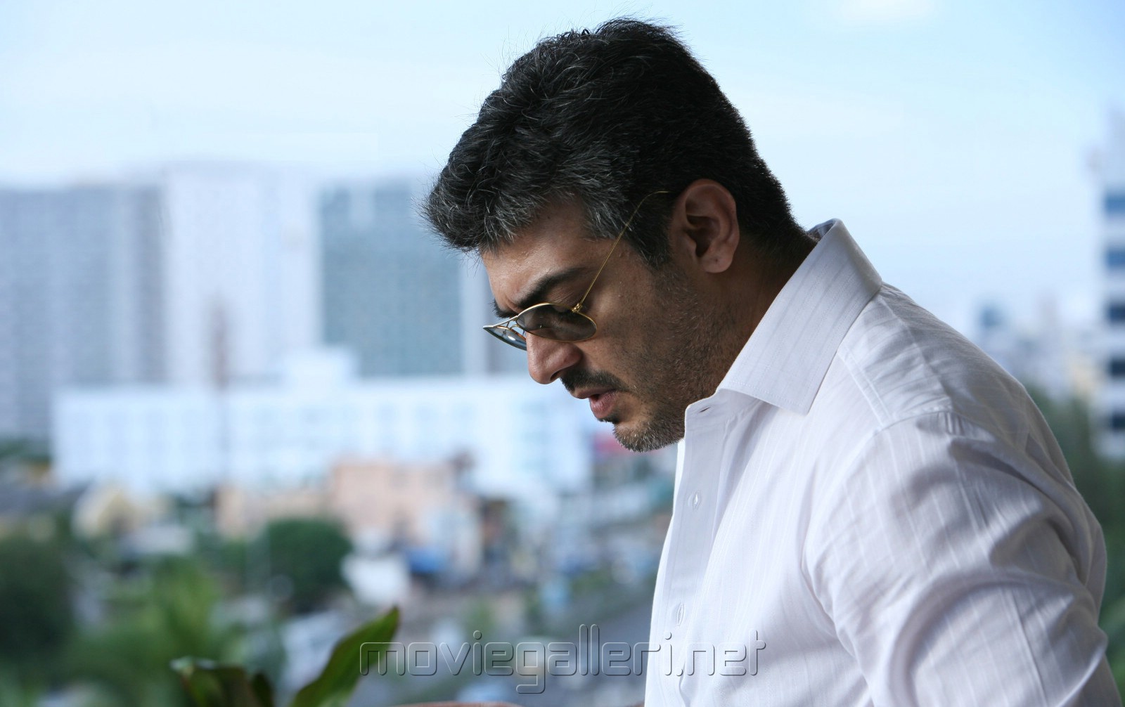 wallpaperz: AJITH WALLPAPERS