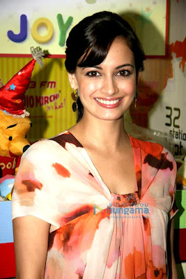 Dia Mirza celebrates 98.3 FM Radio Mirchi's 8th birthday with NGO kids image