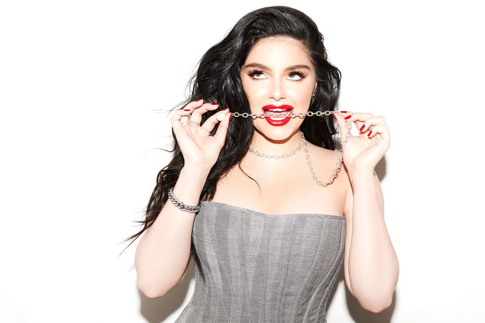 Ariel Winter sexy fashion model photo shoot