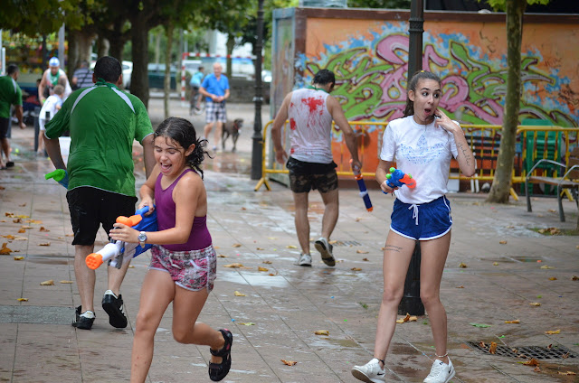 guerra del agua en las fiestas de El Regato