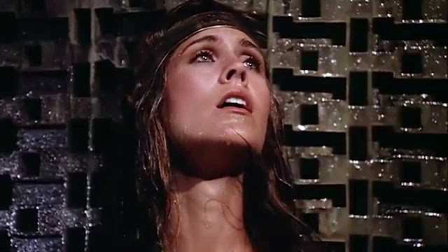 Erin Gray en sexy girl de buck rogers pour le grenier de LACN