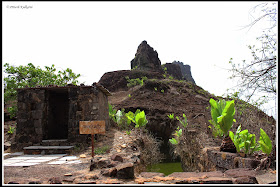Ganesh Temple and water tank on Tung