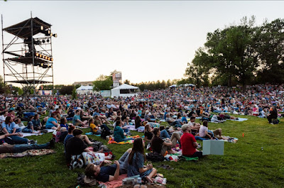 Enjoying the Splendor of Shakespeare in the Park: A St. Louis Tradition