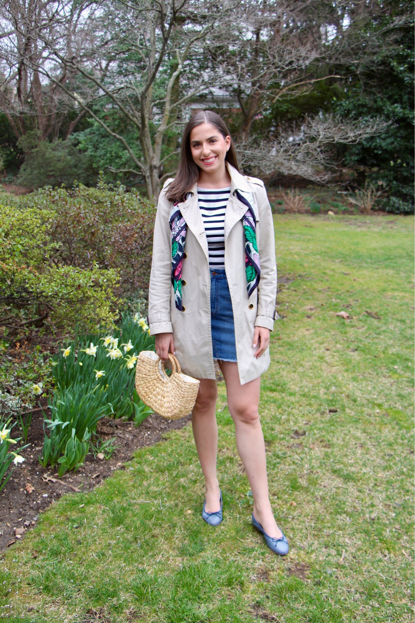 spring outfit, denim skirt, jean skirt, trench coat, straw bag, striped top, silk scarf, straw bag, classic outfit, preppy outfit