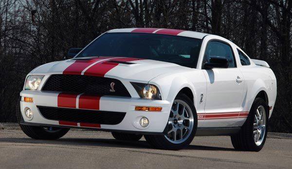 18- Ford Shelby Cobra GT500