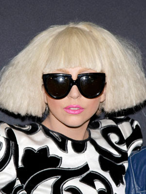 crimped hairstyle. GaGa#39;s Halloween Hairstyle