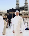 Hina Khan performed umrah with her family in mecca 