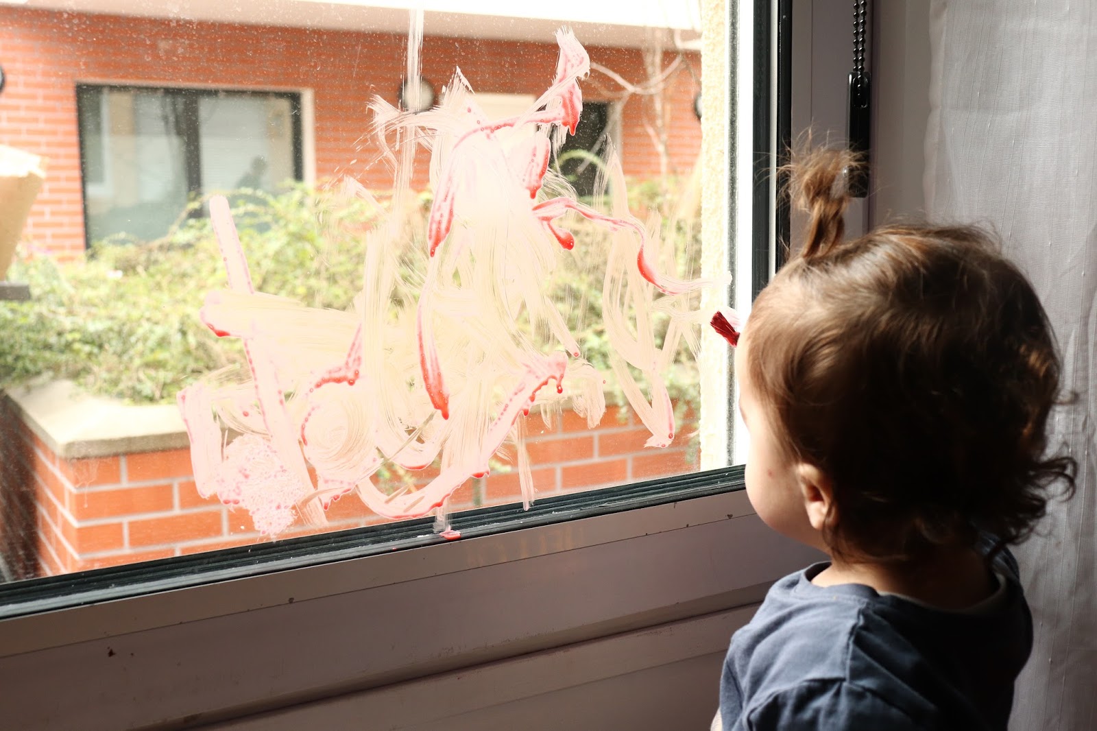 La Brigade D Annaelle Comment Fabriquer De La Peinture Pour Les Vitres Miroirs