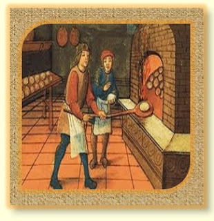 O retrocesso nessa época foi tanto, que as pessoas voltaram a comer pão sem fermento.  Foi somente a partir do século 12 que as coisas começaram a melhorar na França e, no século 17, o país se destacou como centro mundial de fabricação de pães, desenvolvendo técnicas aprimoradas de panificação.- Blog Saltitando com as Palavras