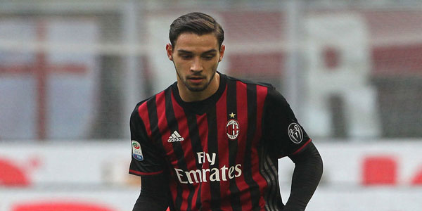 BERITA BOLA TERKINI - AGEN MATTIA DE SCIGLIO, BEK AC MILAN JUGA MERUPAKAN PERWAKILAN DOUGLAS COSTA, WINGER BAYERN MUNCHEN