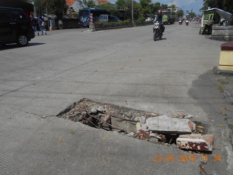 LUBANG MAUT