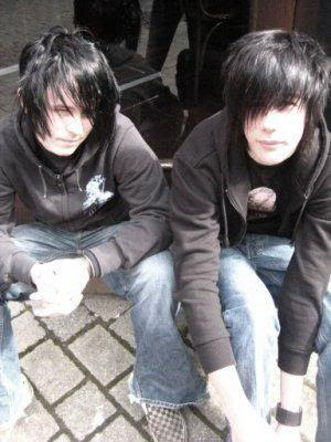 emo hairstyles boy. Emo Hairstyles For Boys With