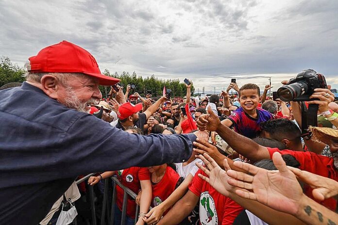 Lula sigue como favorito para ganar la presidencia de Brasil