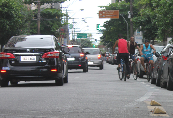 FALTA DE CICLOVIA PODE CAUSAR ACIDENTE FATAL EM SÃO VICENTE