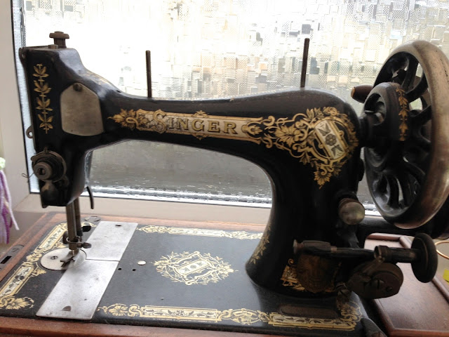 Vintage Singer Sewing Machine