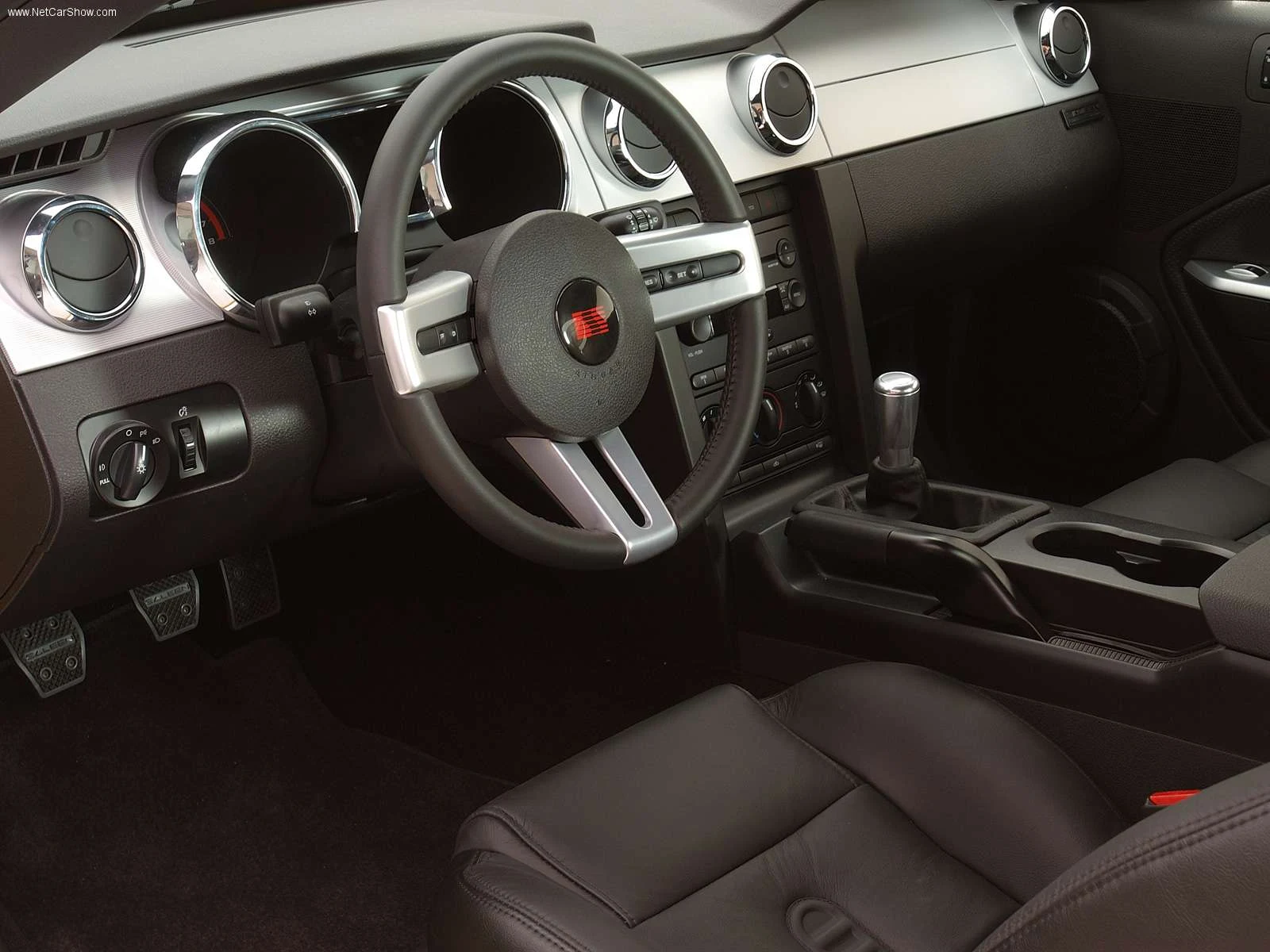 Hình ảnh xe ô tô Saleen Ford Mustang S281 3 Valve 2005 & nội ngoại thất