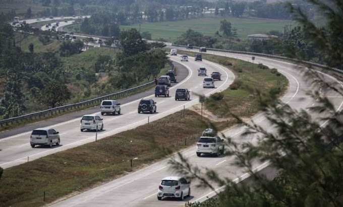  Warga Apresiasi Polisi Terapkan One Way Saat Arus Mudik: Aman, Nyaman dan Lancar 