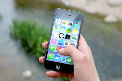 Hape Elek Apakah Iphone Kawak Masih Layak