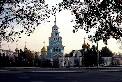 Дорога Храм церковь осень Ташкент Road Temple Church autumn Tashkent orthodoxy