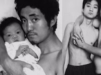 Ayah dan Anak Ini Berfoto dengan "Pose Sama Persis" Selama 29 Tahun, Tapi Waktu Lihat Sampai "Foto Terakhirnya", Jadi Ikutan Nangis!