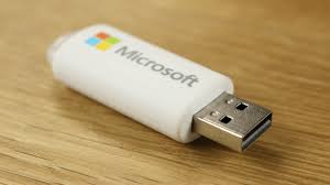 Windows 10 Berbentuk USB