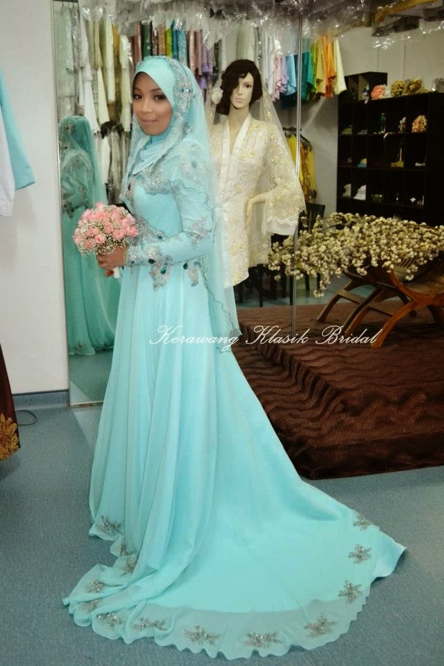 25 Contoh Model Baju Pengantin Muslim  Warna Biru 