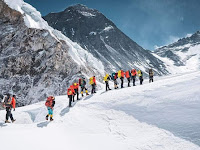 China to set up ‘separation line’ on Mt. Everest.