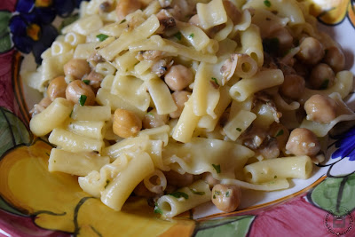 pasta e ceci con vongole