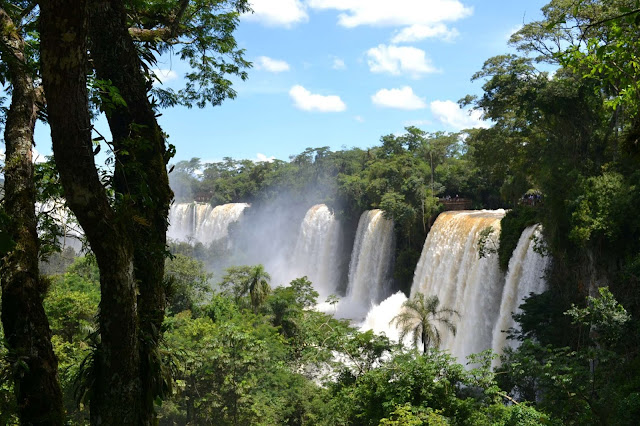 Brésil, chutes d'iguaçu, iguazu, cascades
