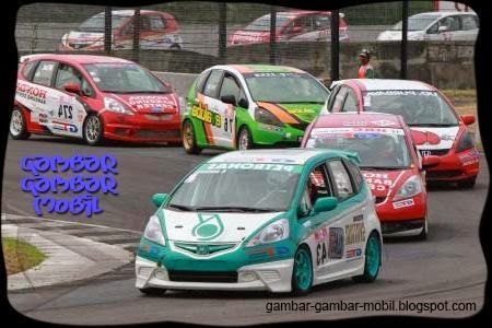 Gambar mobil balap - Gambar Gambar Mobil