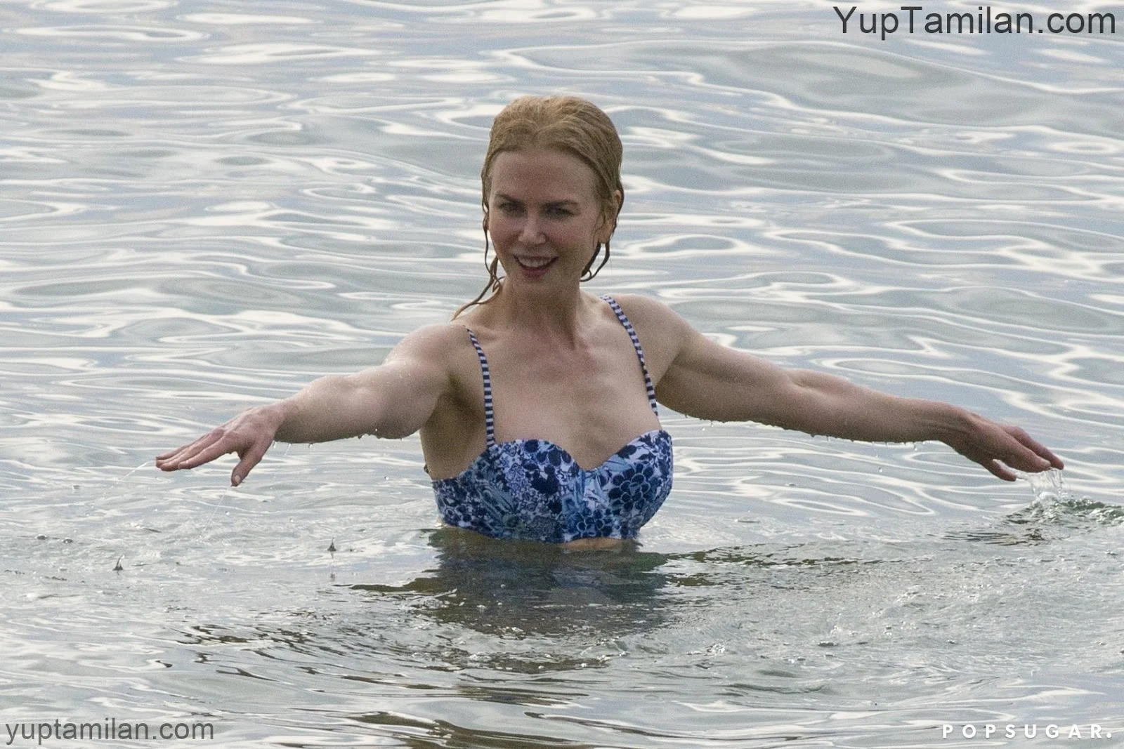 Nicole-Kidman-Bikini-Bra-Images