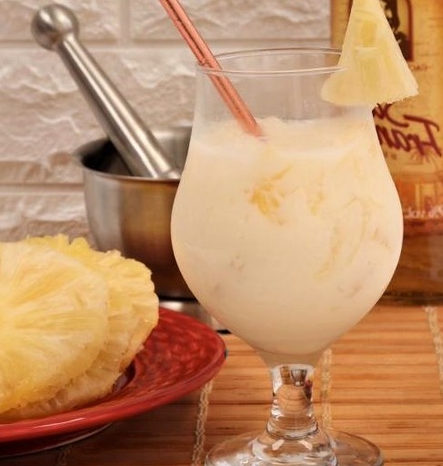 Pineapple caipirinha