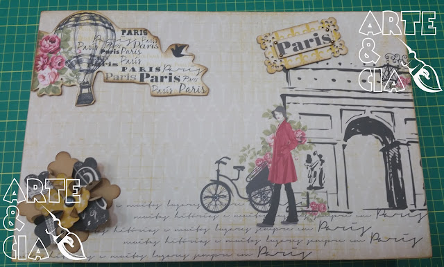 Caixa de MDF - Scrapbook - Flores com cortador - Tema: Paris (frente)