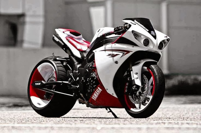 Yamaha YZF-R1