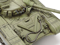 Tamiya 1/35 RUSSIAN ARMY TANK T72 M1 (35160) English Color Guide & Paint Conversion Chart　