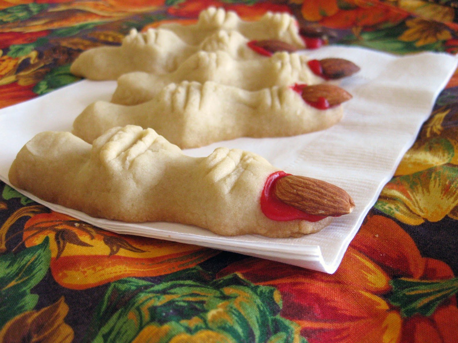 Halloween Finger Cookies: paleo recipes, dessert recipes ...