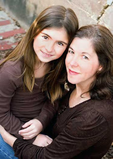 Fort Worth photography family picture of mom with her daughter on location