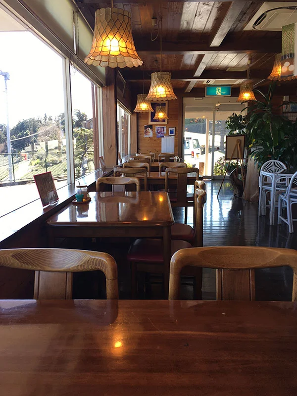 静岡県島田市にある静岡屈指の絶景が楽しめるレストラン『カンサー』の内装