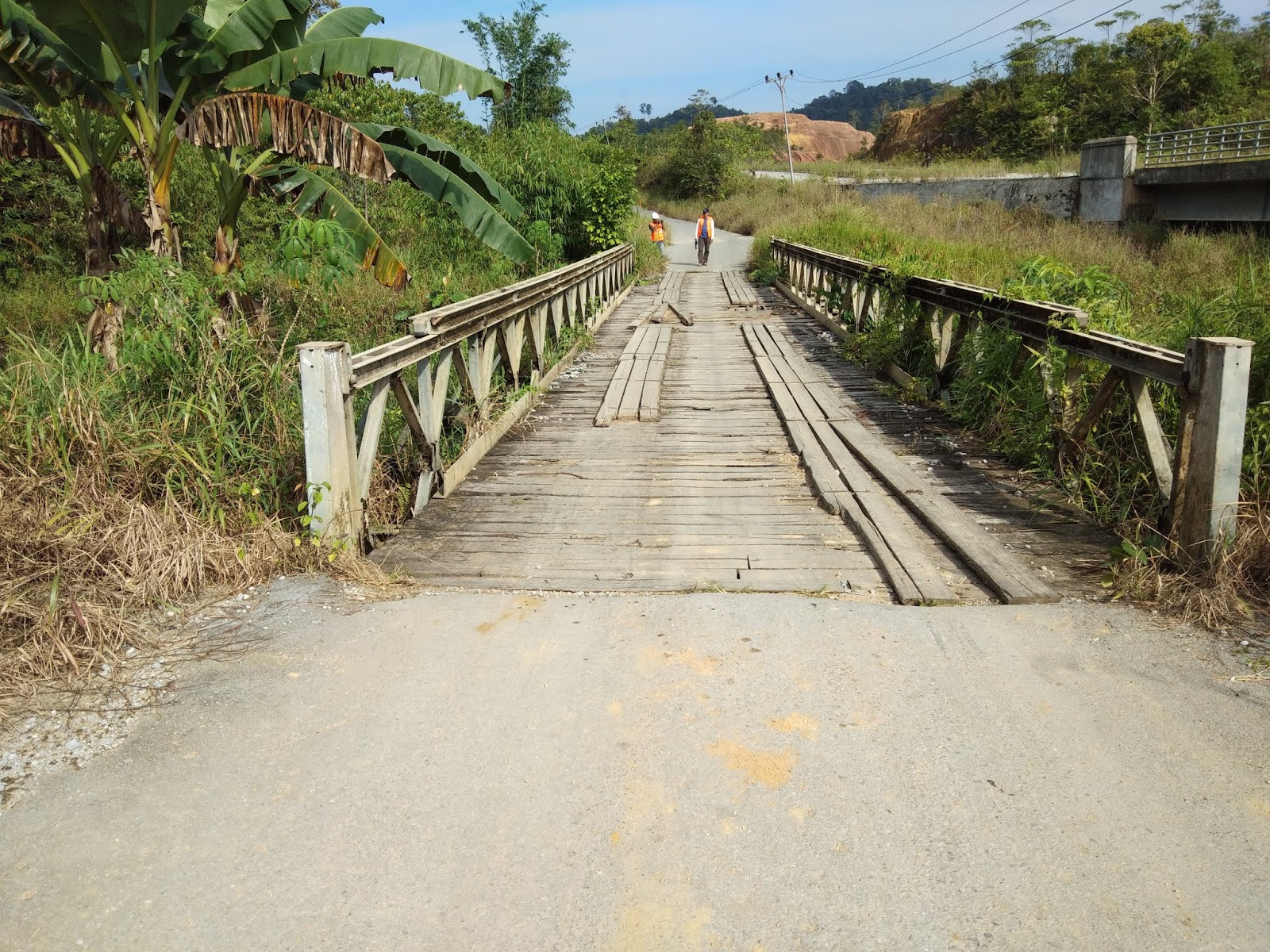 Metode Pelaksanaan Pembongkaran Jembatan  Kayu  Kerkuse