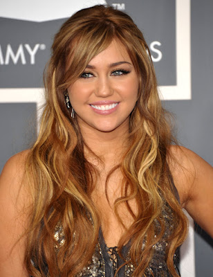 miley cyrus 2011 pics. miley cyrus 2011 hair color.