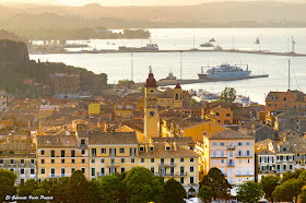 Ciudad Antigua de Corfú por El Guisante Verde Project