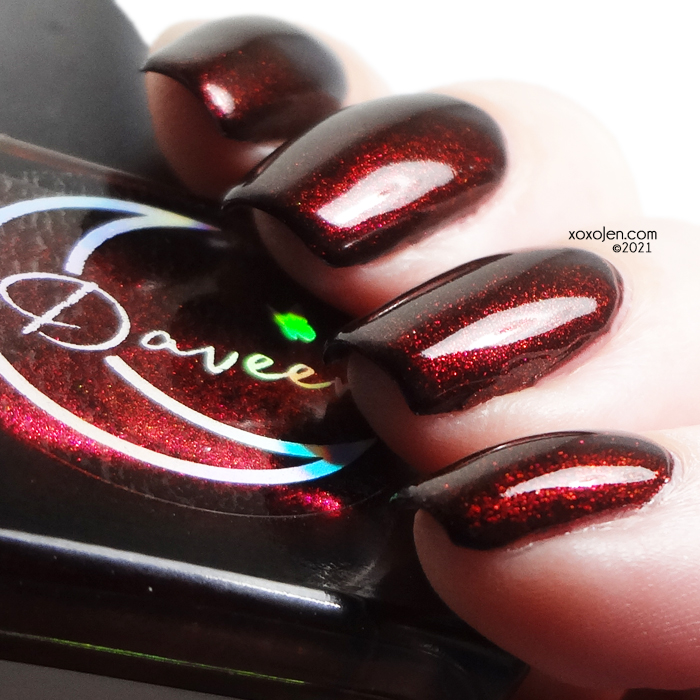 xoxoJen's swatch of Daveen: Blood Oath